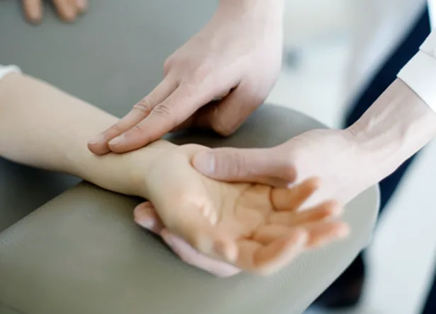 각종 검사와 설문으로 체계적인 분석
